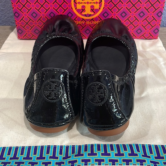 Tory Burch Eddie Ballet with Bag - Picture 4 of 4